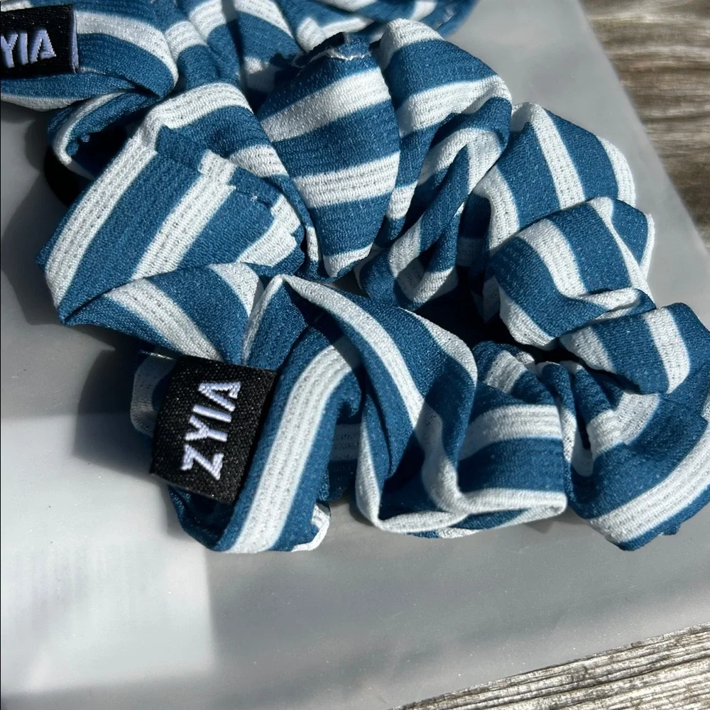 ZYIA Active Blue Boardwalk Scrunchie (2 Pack)  Item #2267 New in bag!